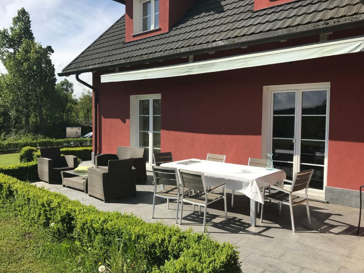 Linden Garden Apartment Постойна Экстерьер фото