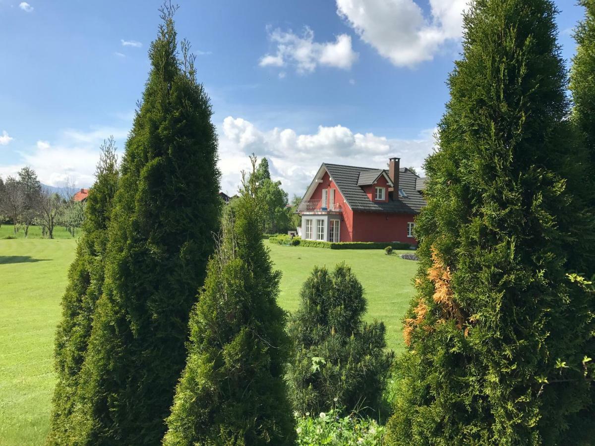 Linden Garden Apartment Постойна Экстерьер фото