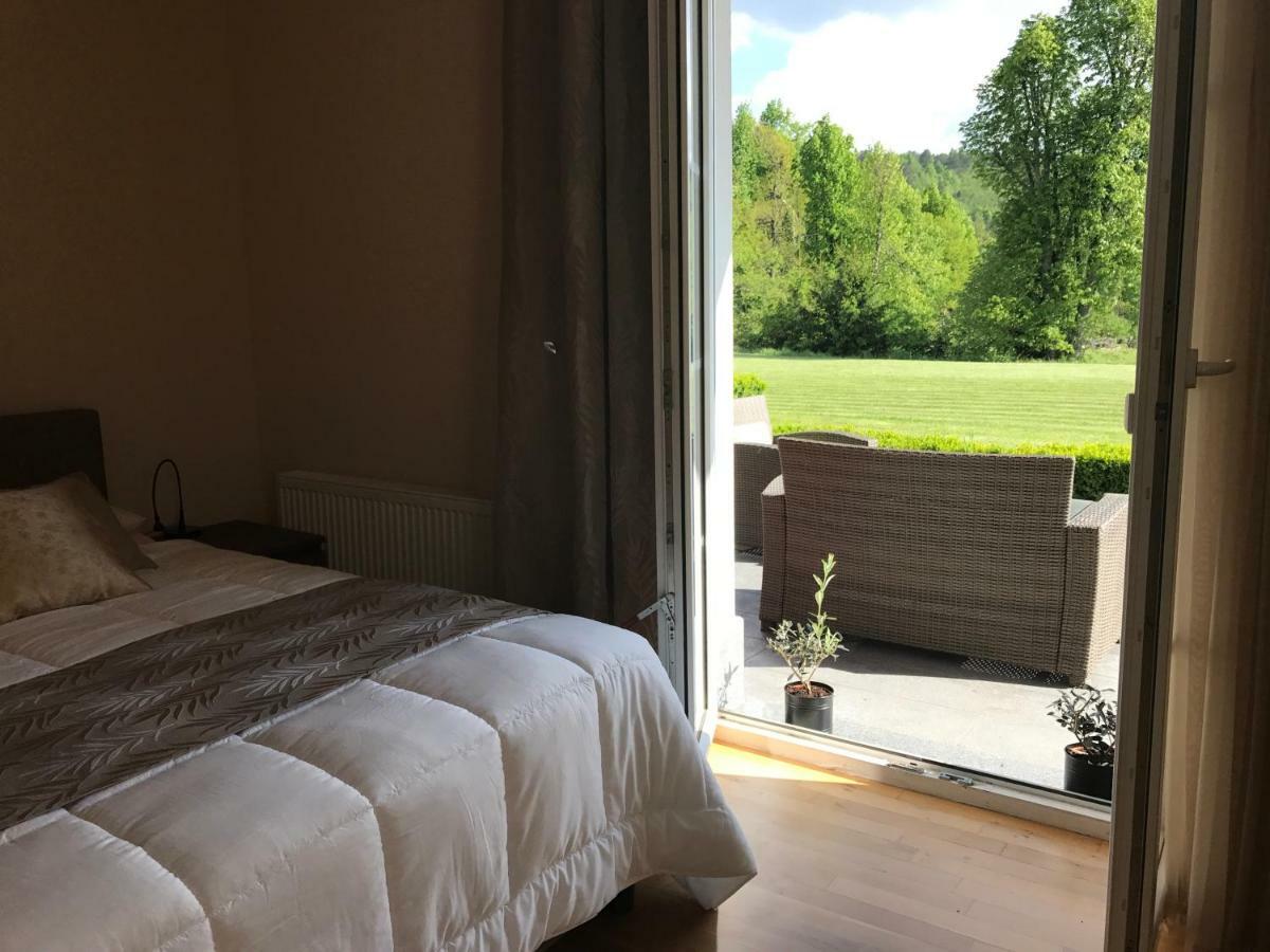 Linden Garden Apartment Постойна Экстерьер фото